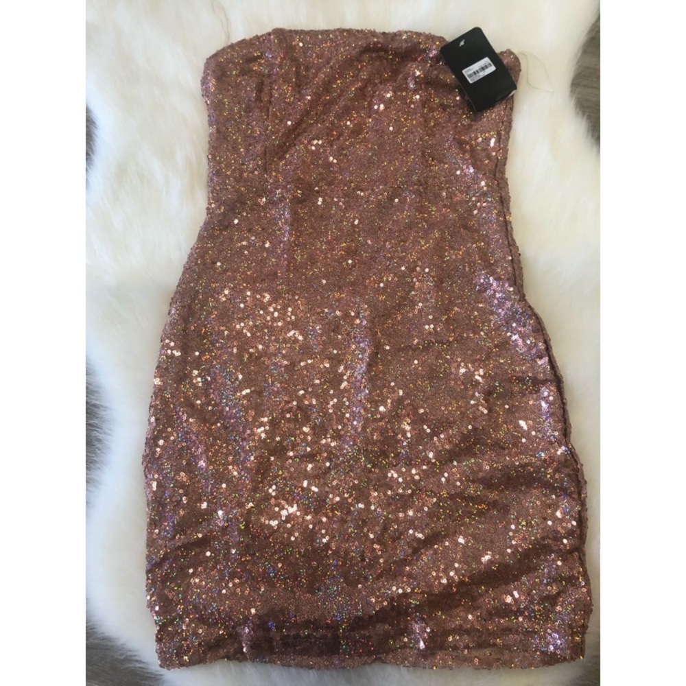 Beautiful strapless sequin dress